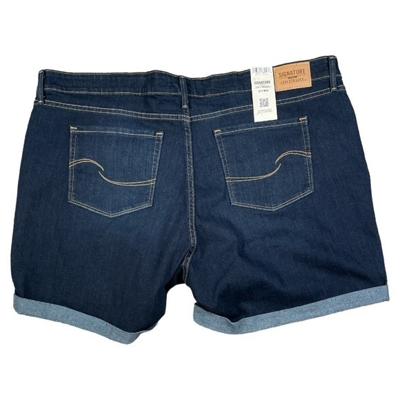 Signature Levi Strauss Jean Shorts MidRise Cuffed Stretch Womens Plus 22 W36 NWT - Picture 1 of 8
